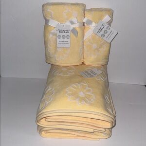 NWT Common Thread 6 Piece Cotton Bath Towel Set Yellow with White Flowers